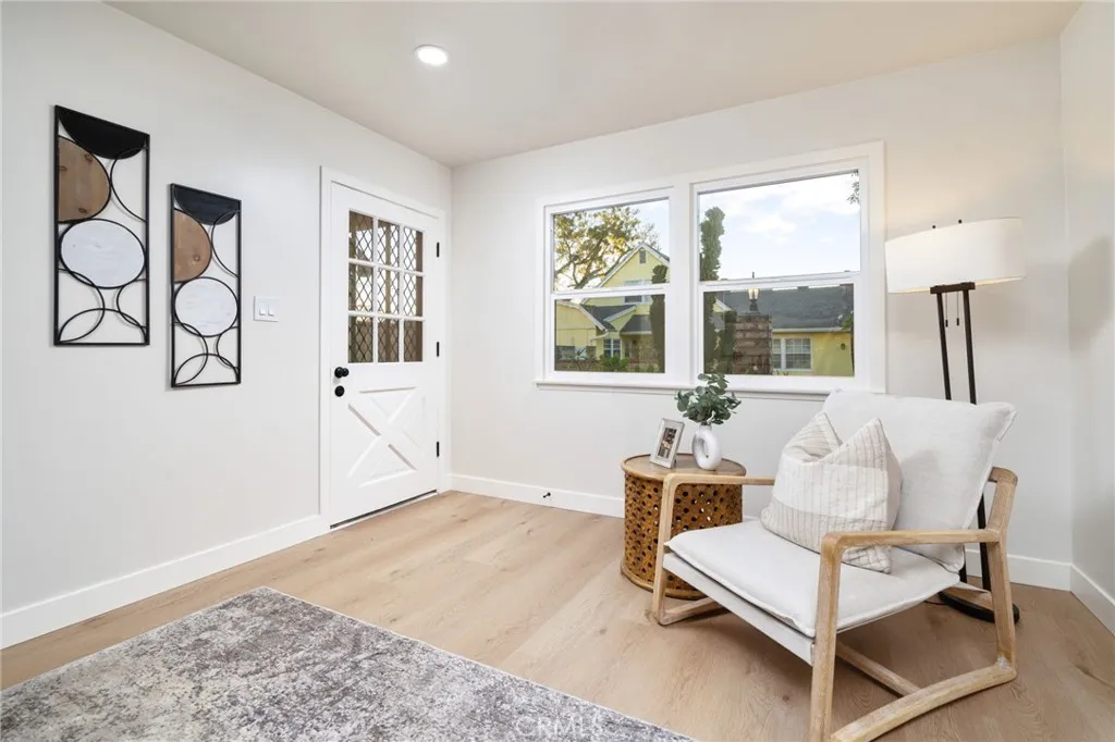 838 E Ada Avenue, Glendora, California 91741 home-pic-6